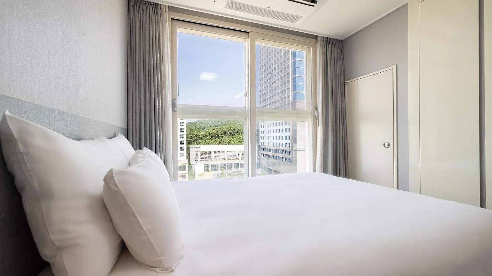Gl City Hotel Incheon Airport 4*,  South Korea