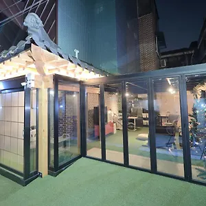 게스트하우스 와이의 하우스 **