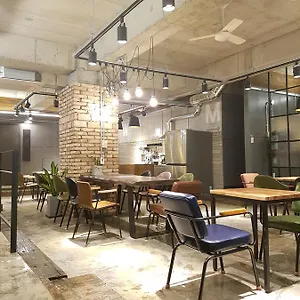 Travel Light Hostel Busan